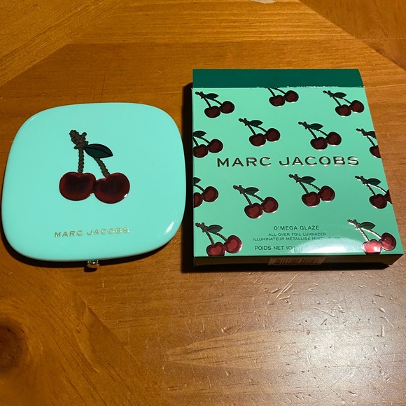 Marc Jacobs O!Mega Glaze All-Over Foil Luminizer - Picture 3 of 16